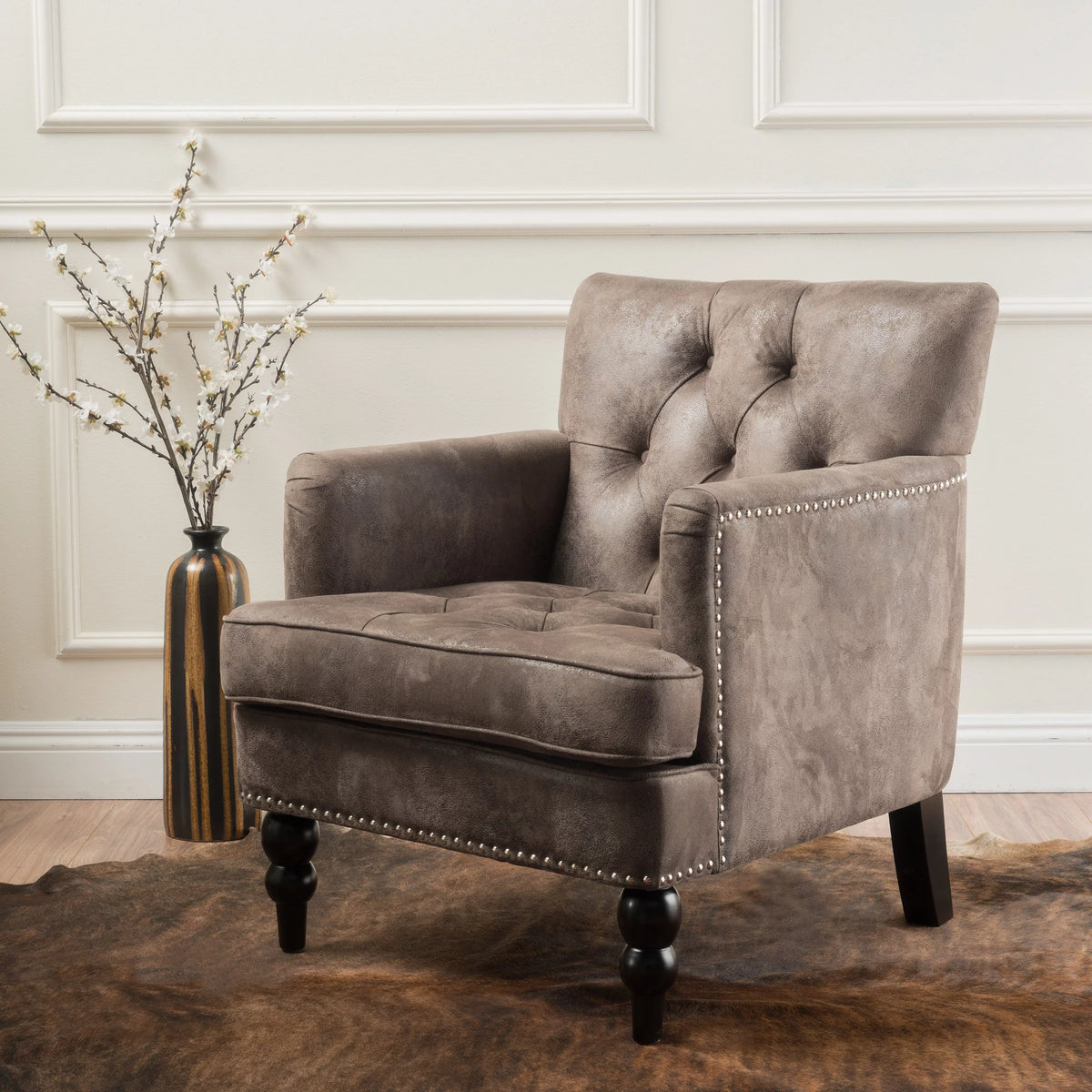 Microfiber Club Chair I989